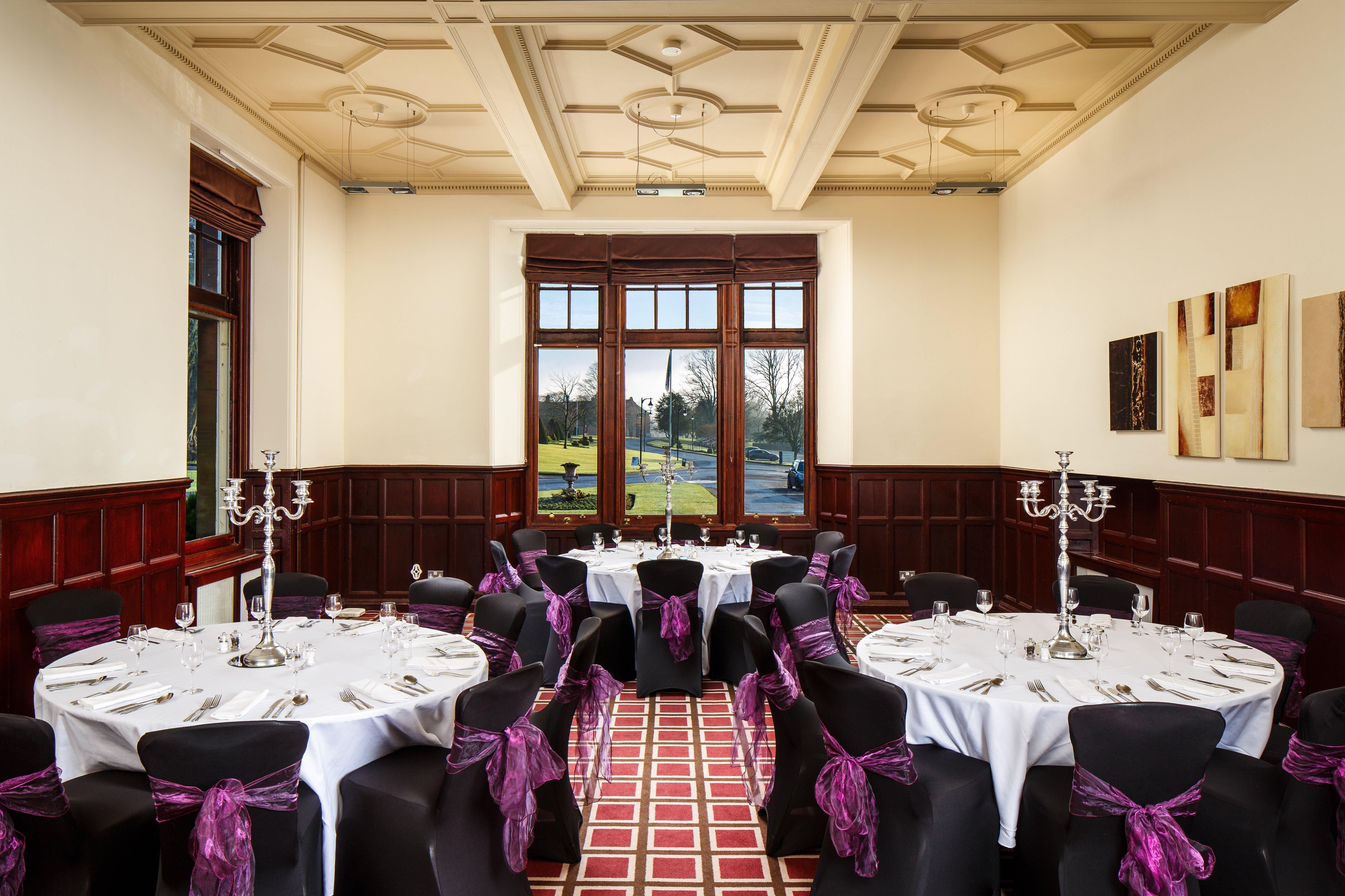 Holiday Inn Dumfries By Ihg Exterior foto