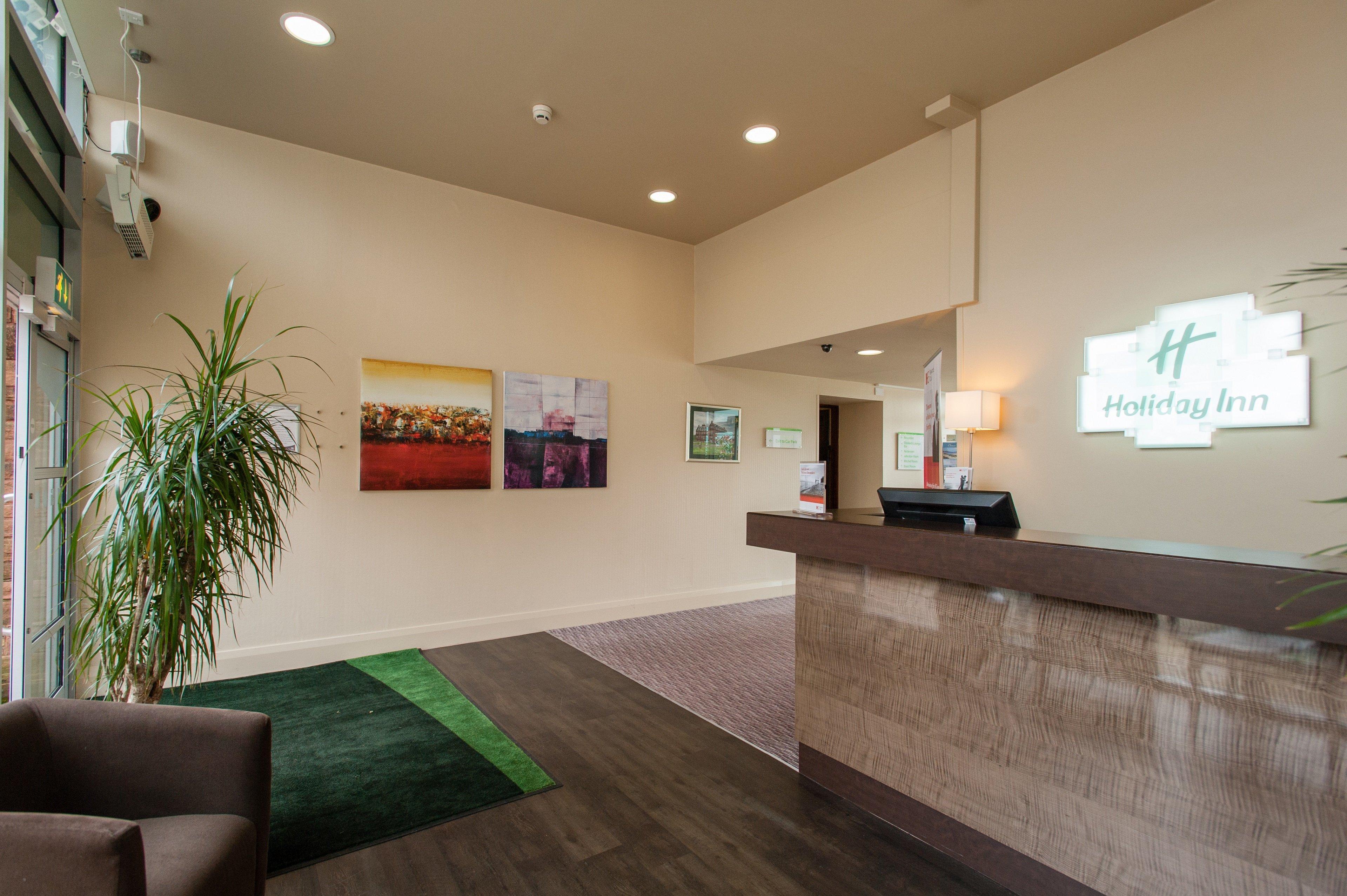Holiday Inn Dumfries By Ihg Exterior foto