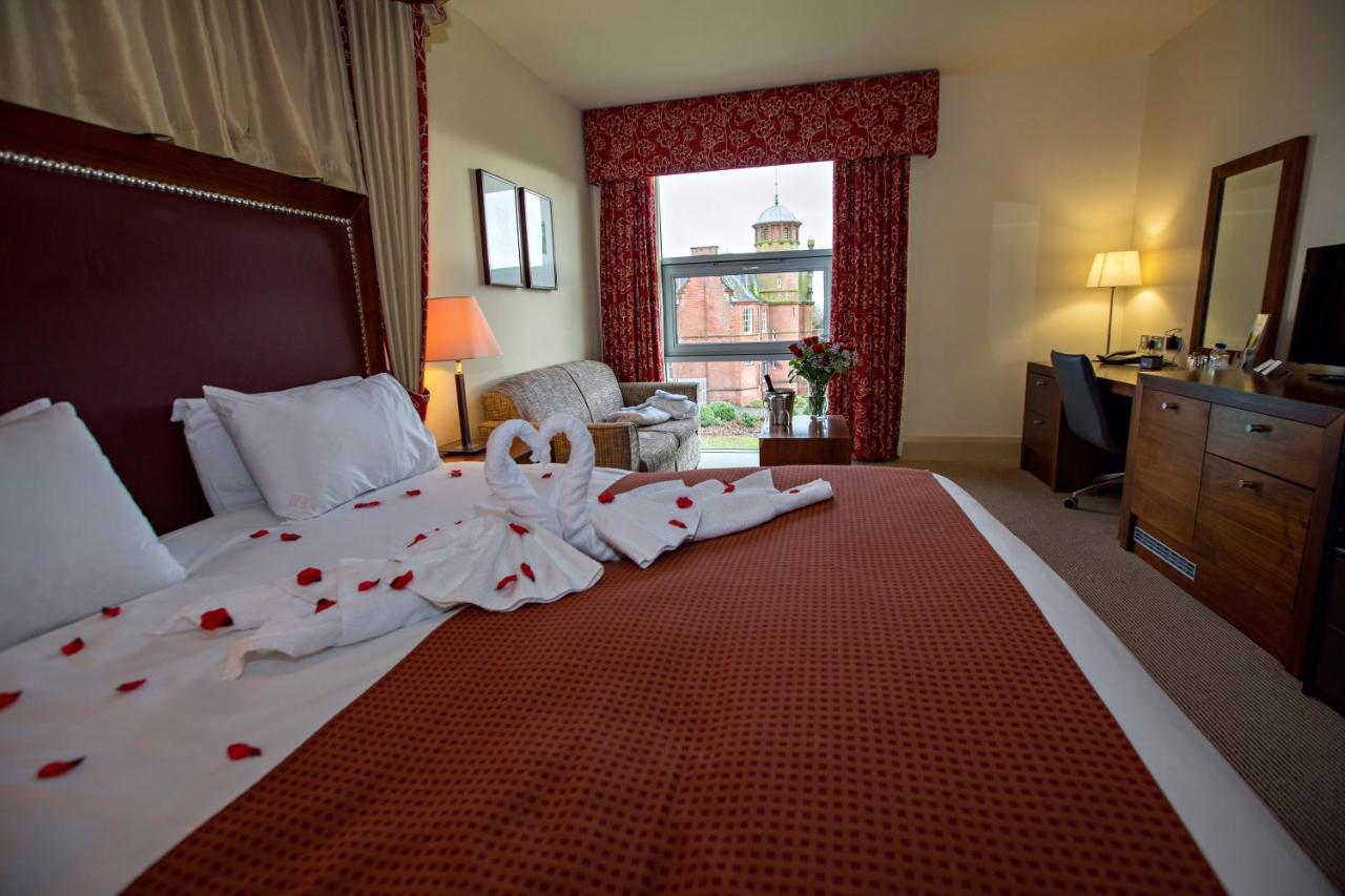 Holiday Inn Dumfries By Ihg Exterior foto