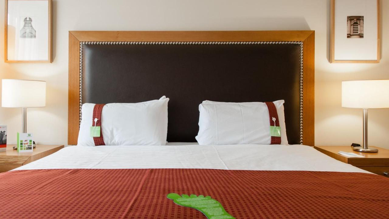 Holiday Inn Dumfries By Ihg Exterior foto