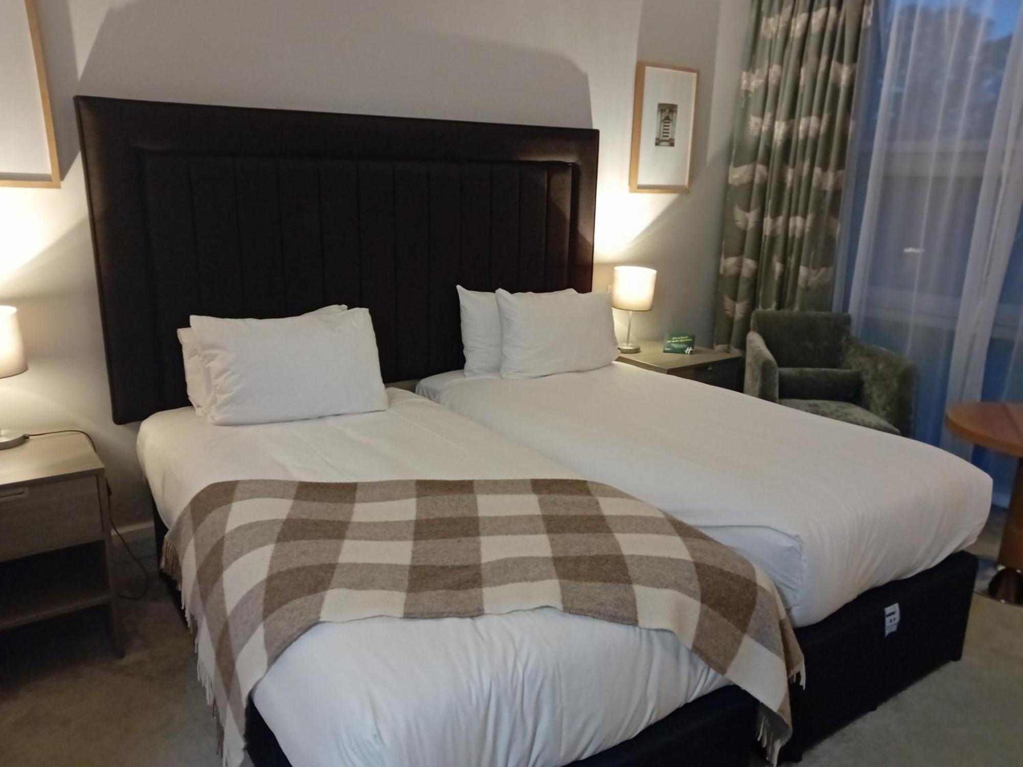 Holiday Inn Dumfries By Ihg Exterior foto